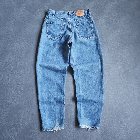 Vintage Levi's 560 Loose Fit Tapered Leg Blue Denim Jeans 34x32 - Picture 1 of 11